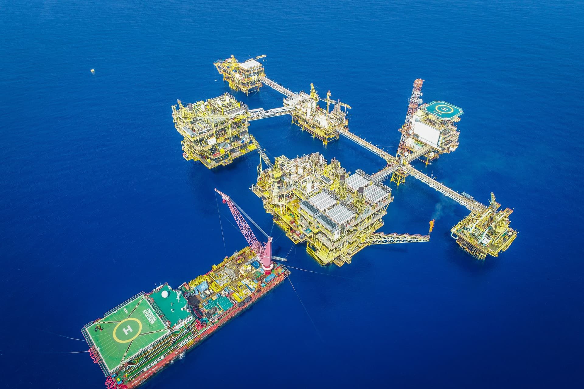 Offshore oil and gas platform complex